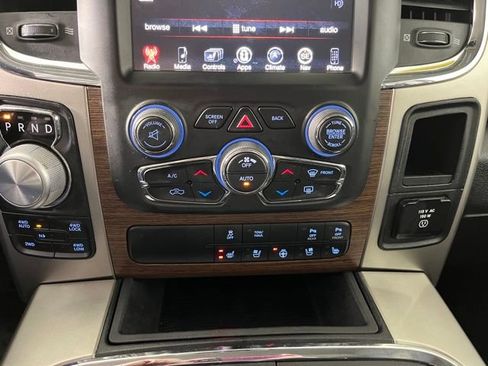 Used 2017 RAM 1500 Laramie w/ Convenience Group image 29