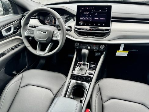 New 2026 Jeep Compass Limited AWD/4WD image 11
