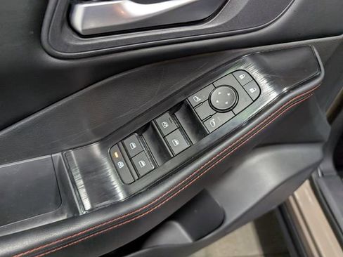 Used 2025 Nissan Rogue SV image 13