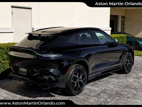 Used 2025 Aston Martin DBX 707 image 25