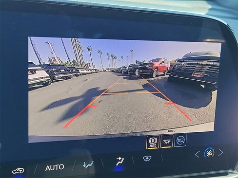 New 2026 Chevrolet Equinox EV LT image 9