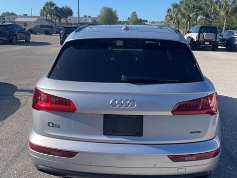 Used 2019 Audi Q5 2.0T Premium Plus w/ Premium Plus Package image 3