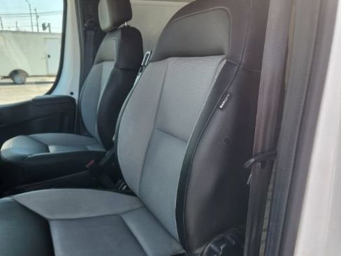 Used 2026 RAM ProMaster 2500 w/ Convenience Group FWD image 12