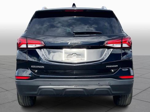 Used 2023 Chevrolet Equinox Premier image 4