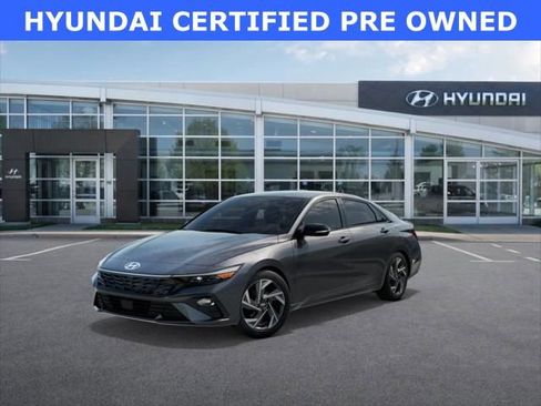 Certified 2025 Hyundai Elantra SEL image 1