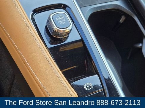 Used 2022 Volvo S90 B6 Inscription w/ Advanced Package image 24