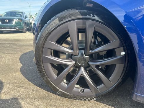 Used 2021 Tesla Model S Plaid AWD/4WD image 28
