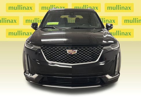 Used 2023 Cadillac XT6 Premium Luxury FWD image 6