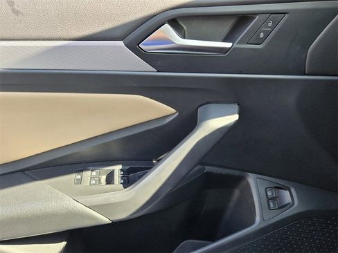 Certified 2020 Volkswagen Jetta SE image 26