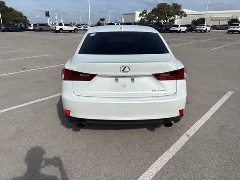 Used 2015 Lexus IS 250 image 4