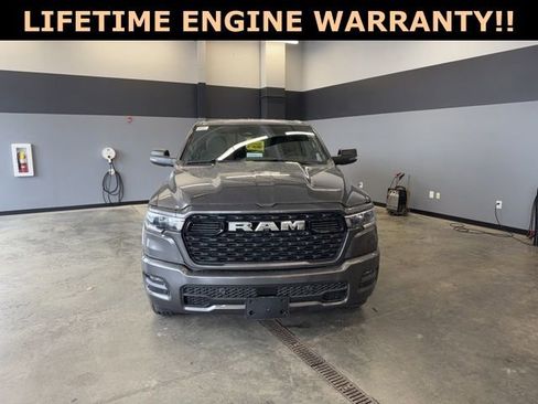 New 2026 RAM 1500 Big Horn AWD/4WD image 3