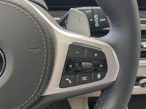 New 2026 BMW X7 M60i image 27