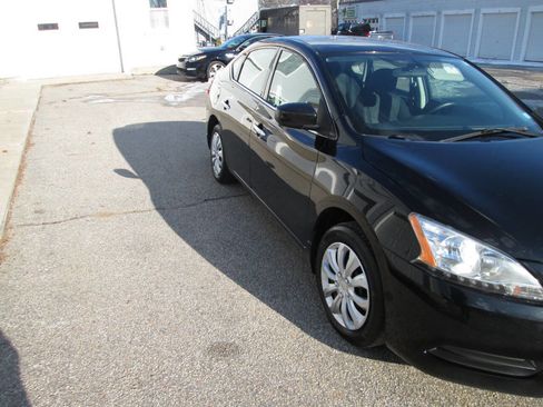 Used 2014 Nissan Sentra SV image 5