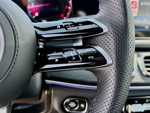 New 2026 Mercedes-Benz GLS 580 4MATIC image 24