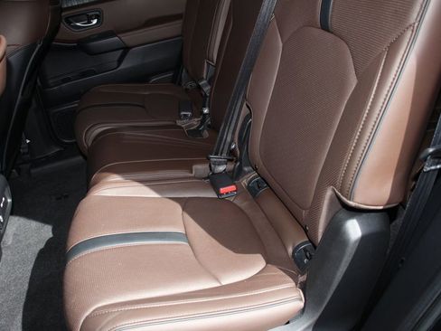 Used 2023 Honda Pilot Elite image 21