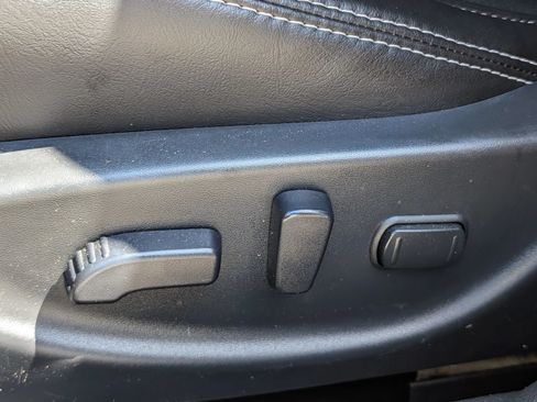 Used 2020 Nissan Maxima 3.5 SV w/ Floor Mat Group FWD image 19