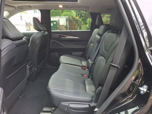 Used 2024 INFINITI QX60 Luxe w/ Cargo Package AWD/4WD image 10