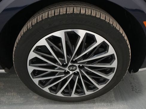 Used 2026 Hyundai Palisade Calligraphy image 11