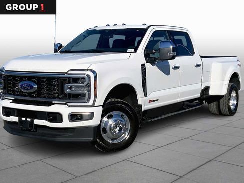 Certified 2025 Ford F350 Platinum w/ Platinum Plus Package image 1