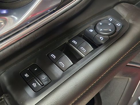Used 2024 GMC Yukon XL AT4 w/ Technology Package AWD/4WD image 44