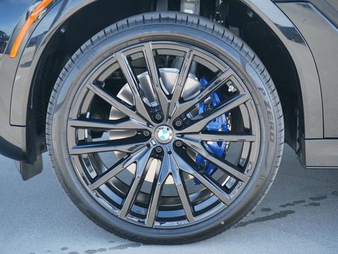 New 2026 BMW X6 xDrive40i w/ Climate Comfort Package AWD/4WD image 5