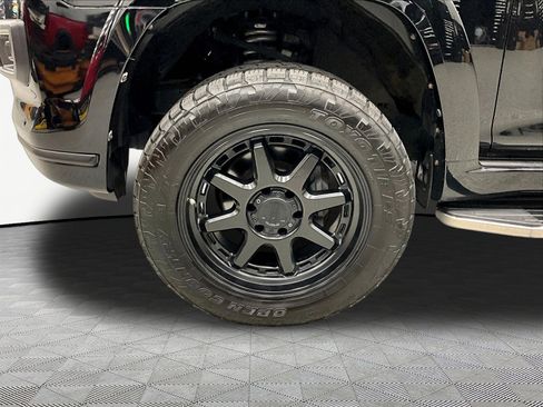 Used 2014 Toyota 4Runner Limited AWD/4WD image 34