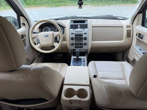 Used 2011 Ford Escape XLT w/ 203A Rapid Spec Order Code FWD image 11