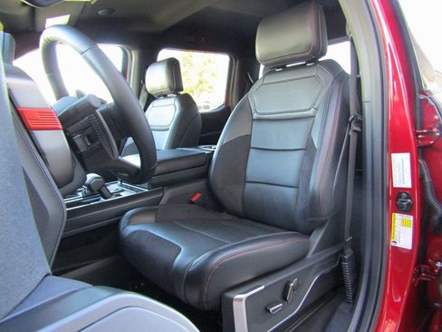 Used 2024 Ford F150 Raptor image 25