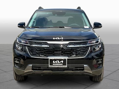 Used 2024 Kia Seltos X-Line AWD/4WD image 3