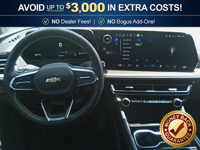 Used 2025 Chevrolet Traverse LT w/ LPO, Floor Liner Package FWD image 17