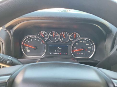 Used 2022 Chevrolet Silverado 1500 Custom w/ LPO, Dark Essentials Package image 18