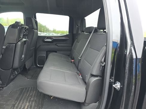 Used 2023 Chevrolet Silverado 1500 LT AWD/4WD image 18