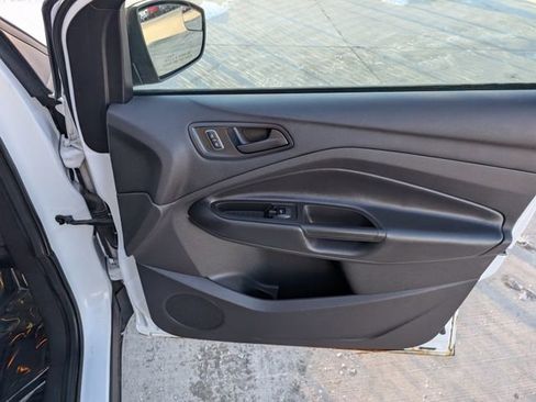 Used 2014 Ford Escape S image 29