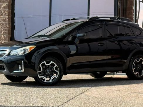 Used 2016 Subaru Crosstrek 2.0i Premium w/ Popular Package #1 AWD/4WD image 3