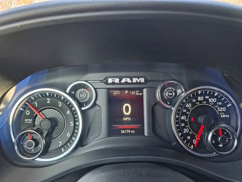 Used 2021 RAM 1500 Big Horn image 9