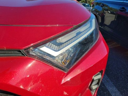 Used 2023 Toyota RAV4 XLE Premium image 10