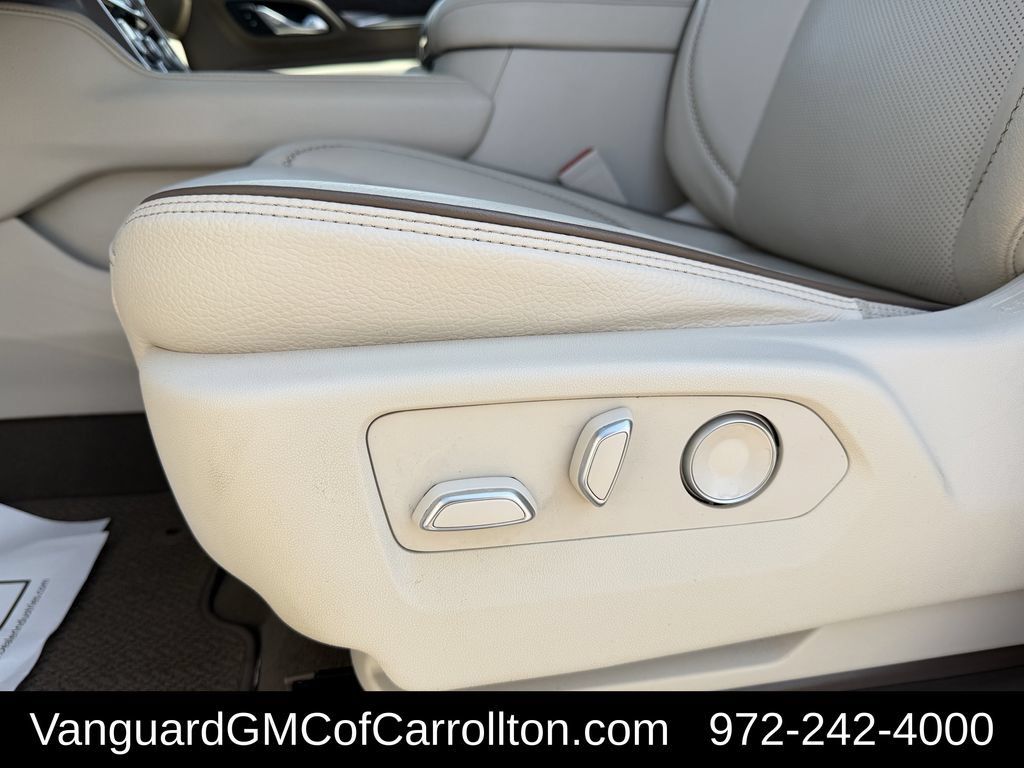 Used 2024 GMC Yukon XL Denali RWD image 35
