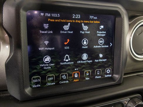 Used 2020 Jeep Gladiator Overland AWD/4WD image 28