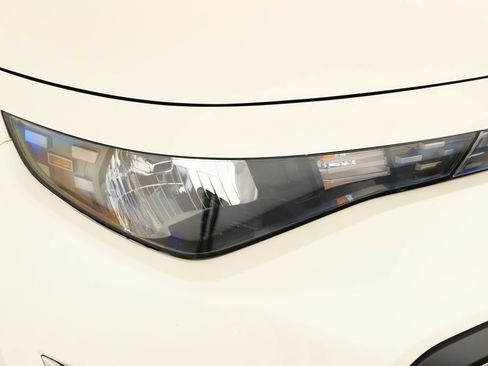 Used 2023 Kia Soul GT-Line FWD image 40