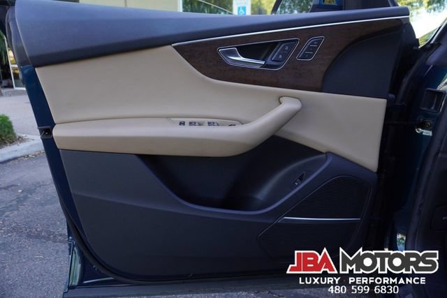 Used 2020 Audi Q8 Premium Plus AWD/4WD image 85