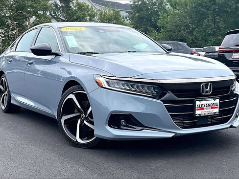 Used 2022 Honda Accord Sport image 2