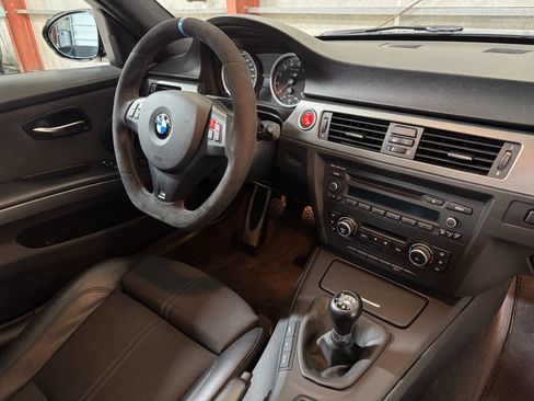 Used 2011 BMW M3 Sedan image 24