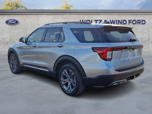 Certified 2025 Ford Explorer Active w/ Active Comfort Package image 4