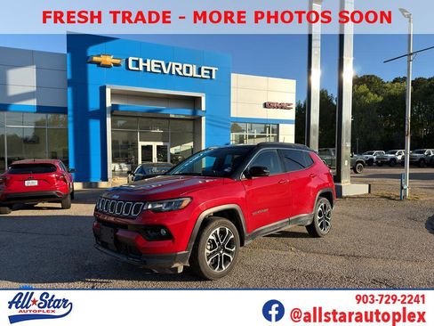 Used 2024 Jeep Compass Limited image 1