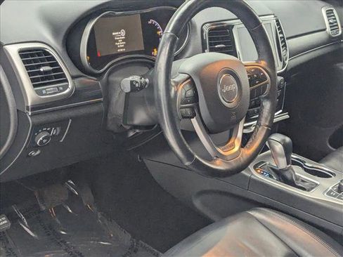 Used 2021 Jeep Grand Cherokee Limited w/ Trailer Tow Group IV image 9