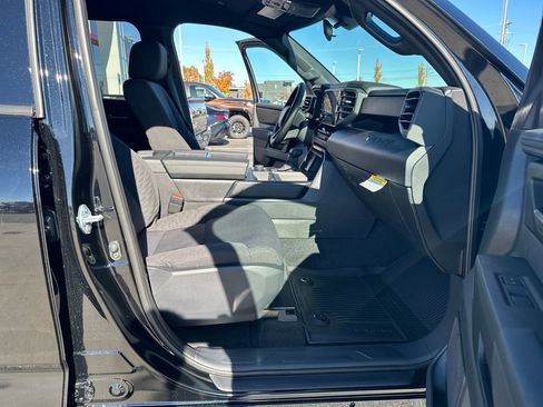 New 2026 Toyota Tundra SR5 image 9