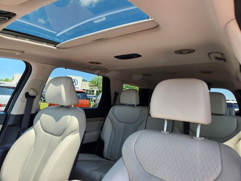 Used 2022 Hyundai Palisade SEL w/ 8P Bench Seat Package image 12
