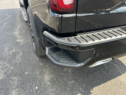 New 2026 GMC Sierra 1500 Elevation w/ Elevation Premium Package AWD/4WD image 37