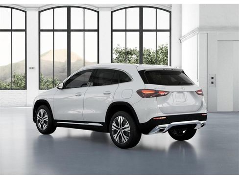Certified 2025 Mercedes-Benz GLA 250 GLA 250 image 29