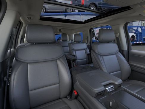 New 2026 Ford Expedition Active AWD/4WD image 10